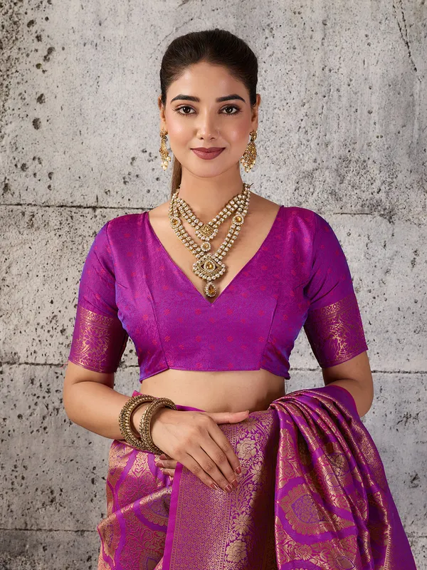 Rani_Pink_Banarasi_Silk_Woven_Saree_For_Women