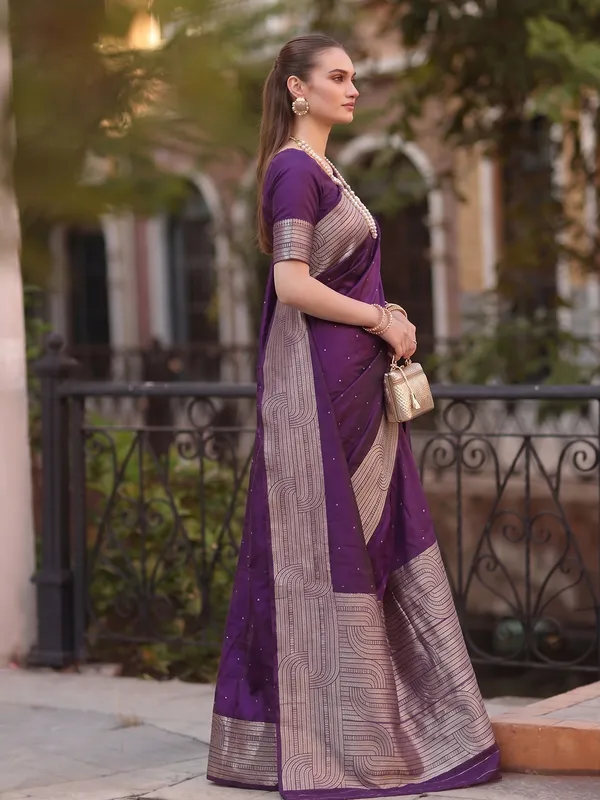 Purple_Art_Silk_Woven_Saree_For_Women