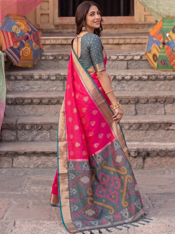 Rani_Pink_Grey_Soft_Silk_Saree_For_Women