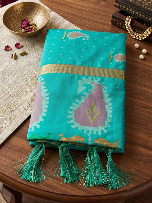 Sea_Green_Soft_Silk_Paisley_Woven_Saree_For_Women