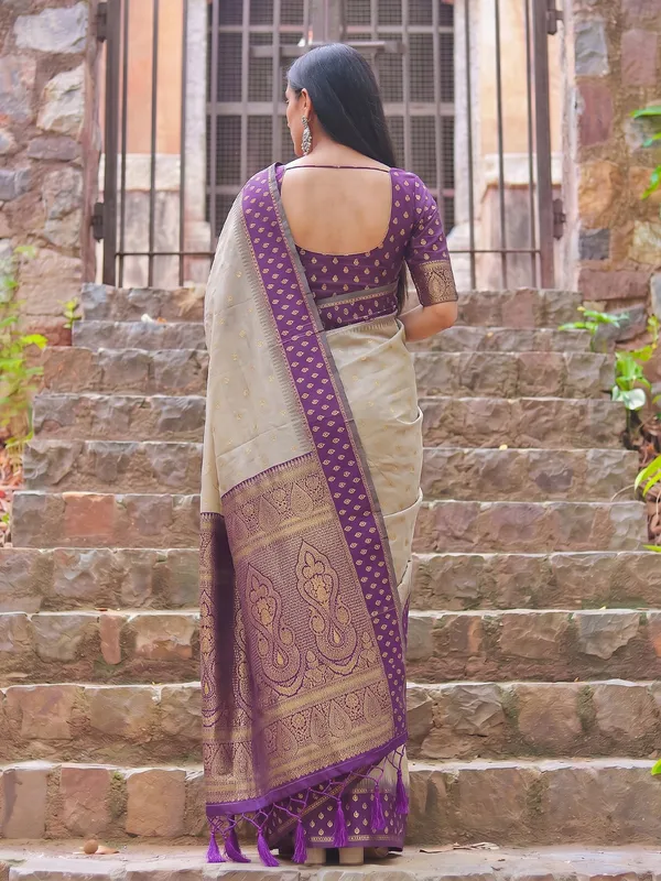 Beige_Purple_Premium_Cotton_Woven_Saree_For_Women