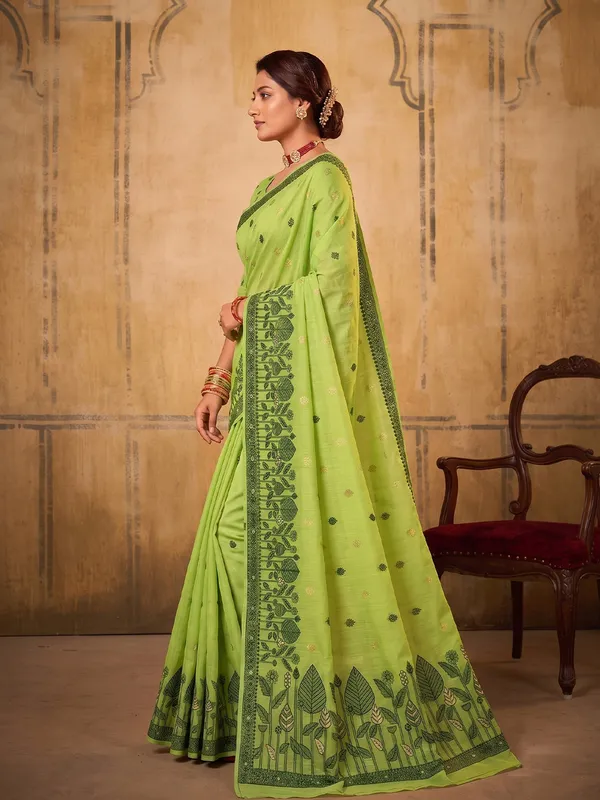 Light_Green_Cotton_Woven_Saree_For_Women