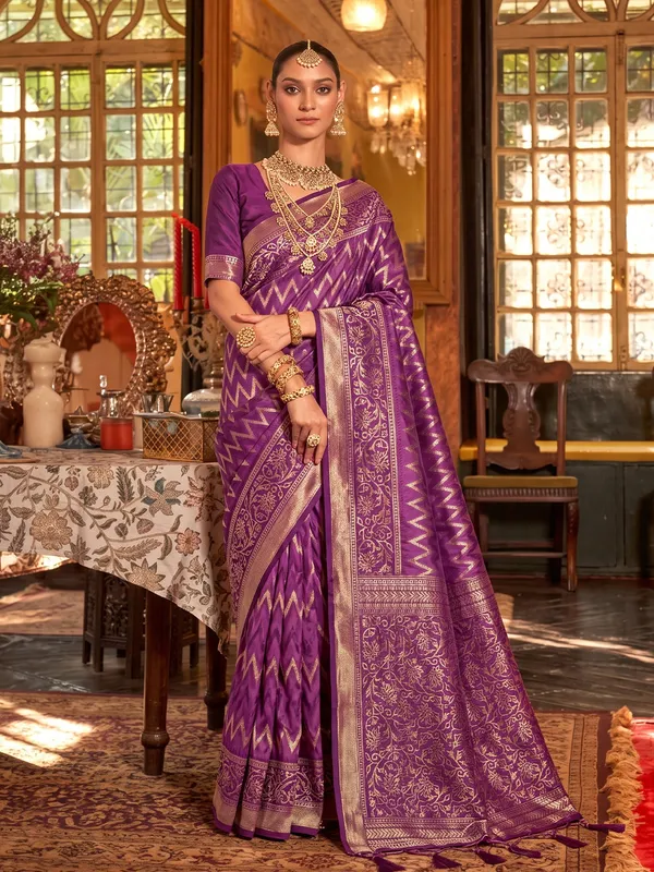 Regal_Purple_Banarasi_Silk_Zari_Chevron_Woven_Saree_For_Women