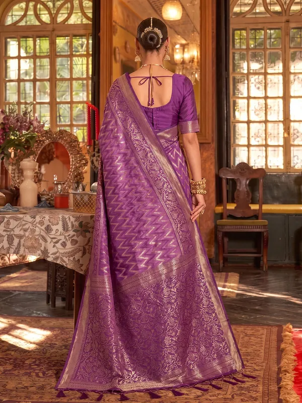 Regal_Purple_Banarasi_Silk_Zari_Chevron_Woven_Saree_For_Women