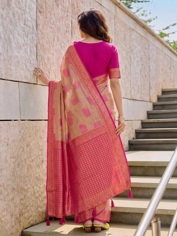 Beige_Pink_Pure_Cotton_Woven_Saree_For_Women