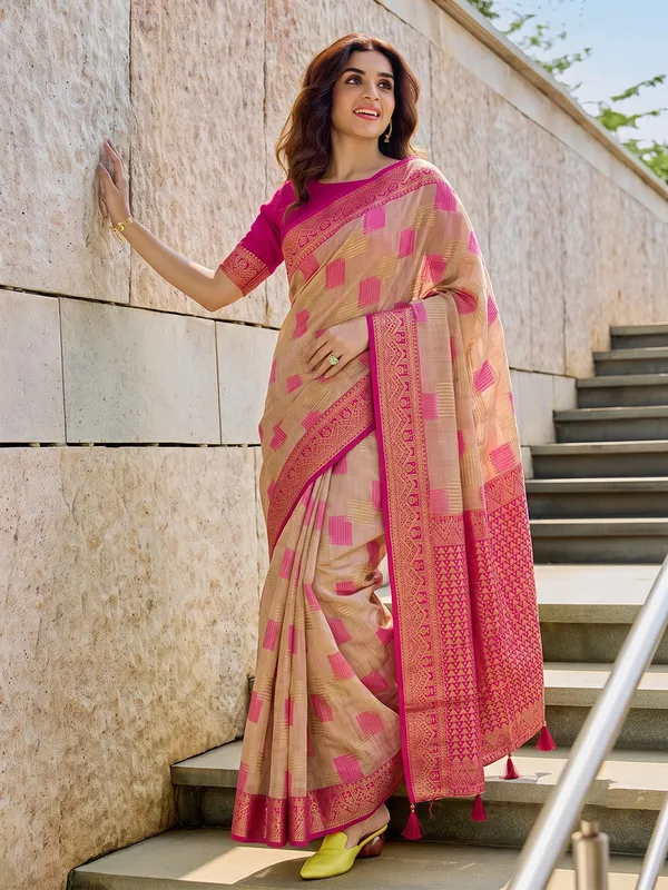 Beige_Pink_Pure_Cotton_Woven_Saree_For_Women