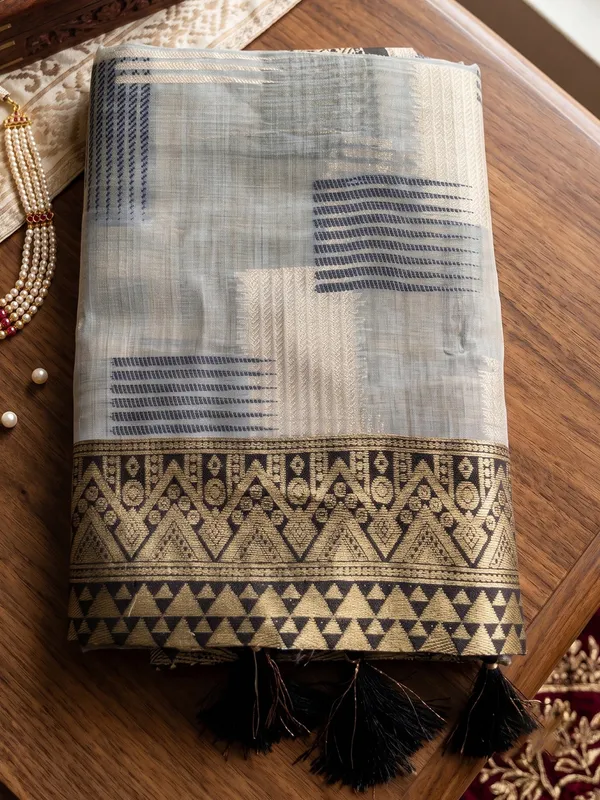 Grey_Black_Pure_Cotton_Zari_Border_Saree_For_Women
