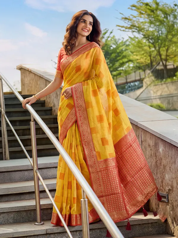Mustard_Pure_Cotton_Red_Zari_Border_Saree_For_Women