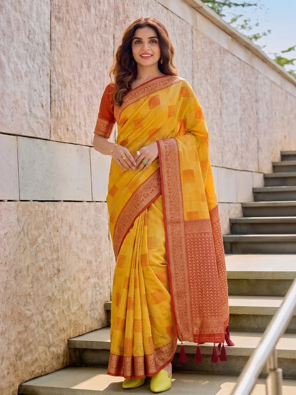Mustard_Pure_Cotton_Red_Zari_Border_Saree_For_Women