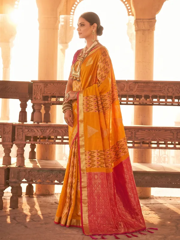 Orange_Pink_Soft_Silk_Woven_Saree_For_Women