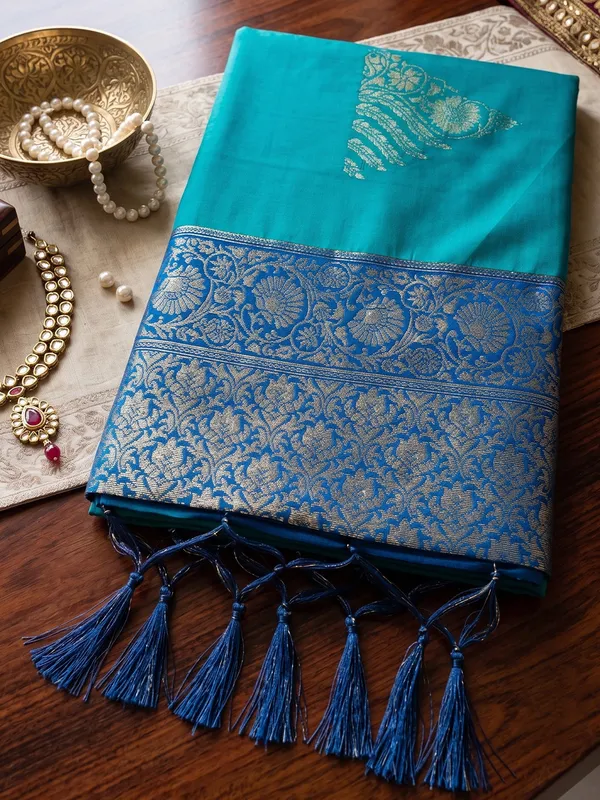 Sky_Blue_Navy_Soft_Silk_Contrast_Border_Saree_For_Women