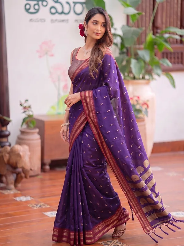 Purple_Soft_Silk_Gold_Motif_Woven_Saree_For_Women