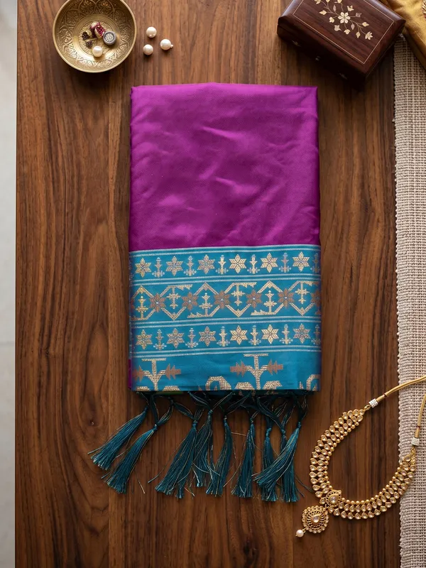 Purple_Soft_Silk_Contrast_Teal_Border_Zari_Saree_For_Women