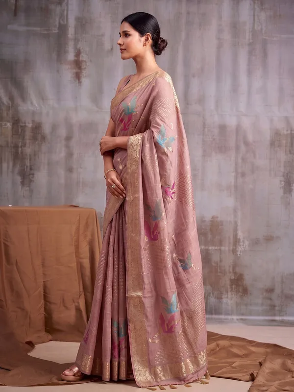Rose_Pink_Cotton_Woven_Ethnic_Saree_For_Women