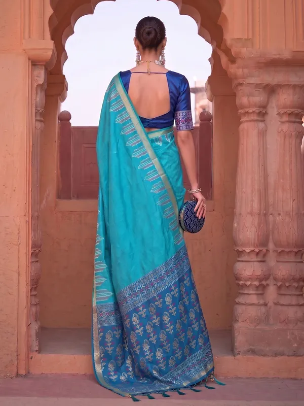 Sky_Blue_Soft_Silk_Zari_Border_Woven_Saree_For_Women