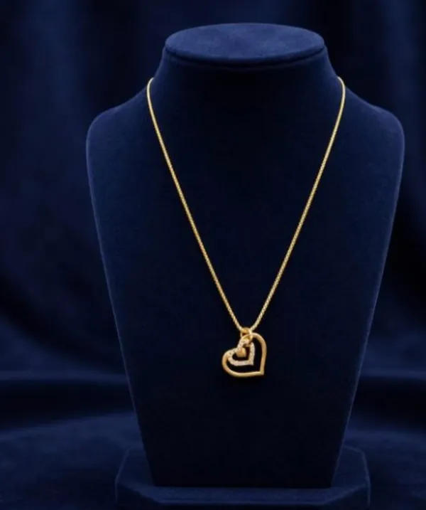 Gold-Tone_Heart_Pendant_Necklace_for_Women