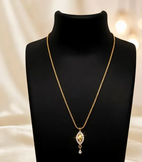 Gold_Tone_Chain_Pendant_Necklace_For_Women