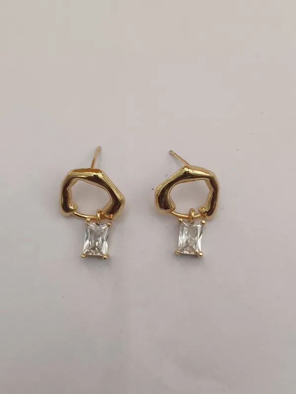 Gold_Tone_Geometric_Drop_Earrings_For_Women