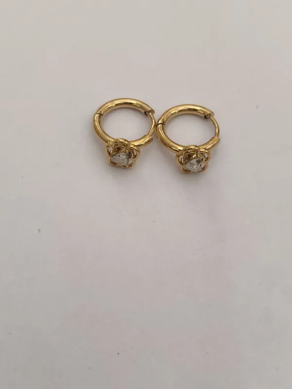 Gold_Floral_Hoop_Earrings_For_Women