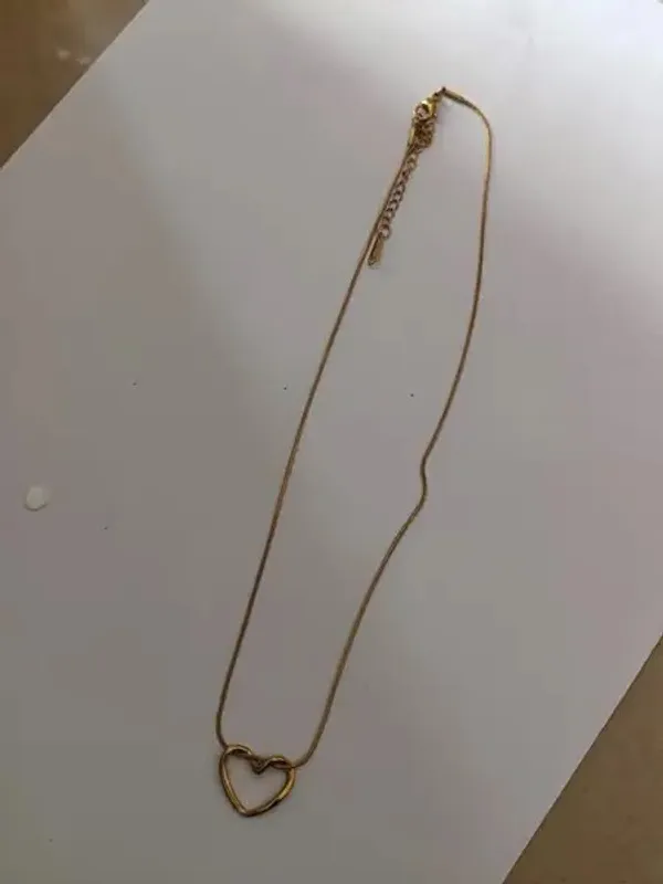 Gold-Tone_Metal_Heart_Pendant_Necklace_For_Women