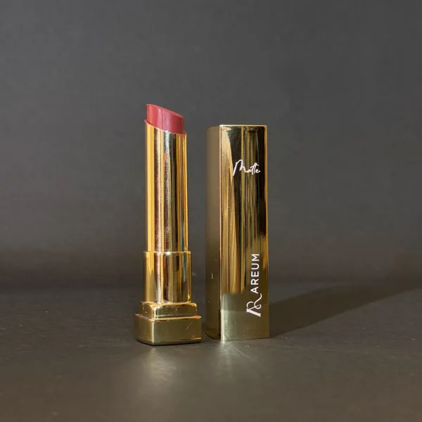 Matte_Lipstick_-_Mauve_06