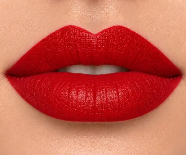 Liquid_Lipstick_-_Red_Carpet