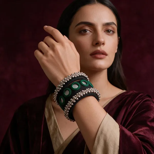 Black_Fabric_Wrapped_Embroidered_Mirror_Bangle_For_Women