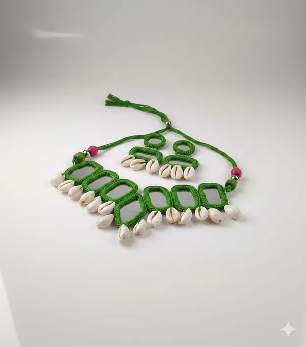 Green_cowrie_shell_Necklace_Set_For_Women