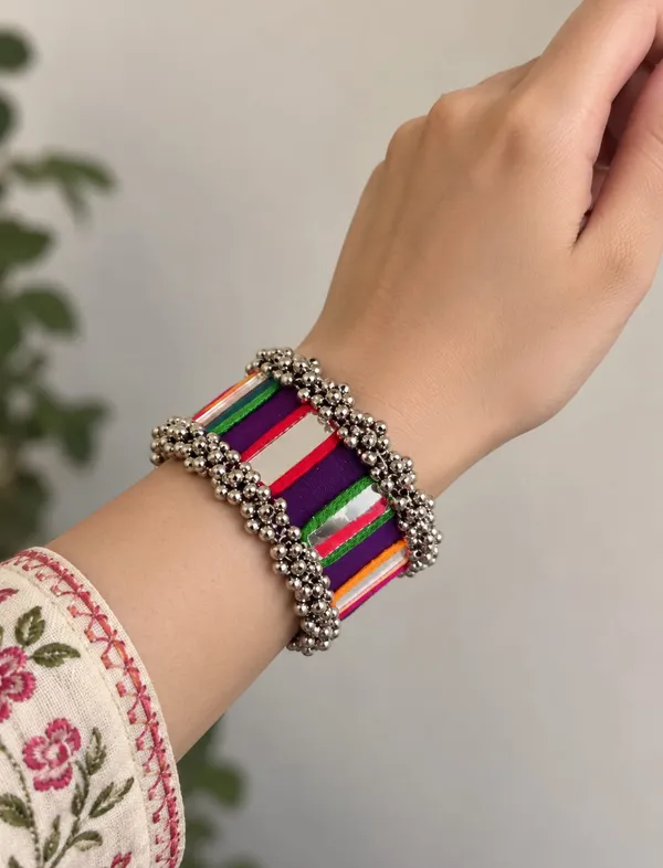 Navratri_Special_Traditional_Handcrafted_Handcuff_Kada_with_Mirror_Work