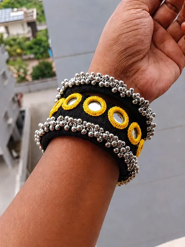 Black_Fabric_Wrapped_Yellow_Embroidered_Mirror_Bangle__For_Women