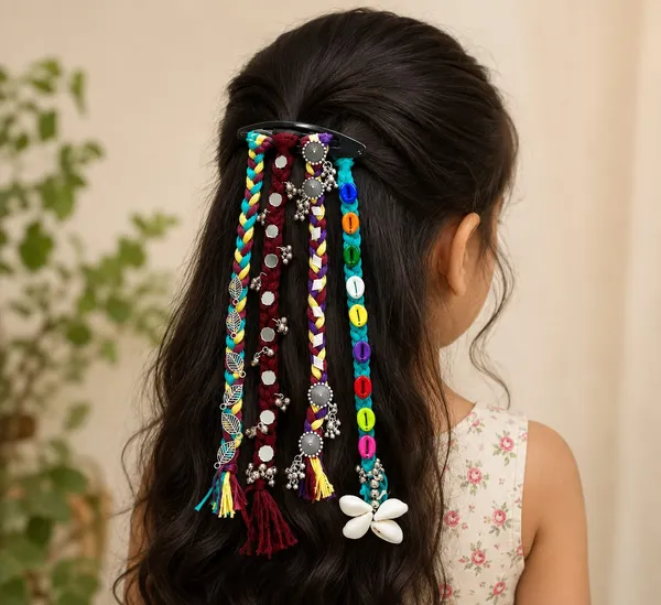 Handcrafted_Multicolour_Shell_&_Thread_Hair_Accessories_Set