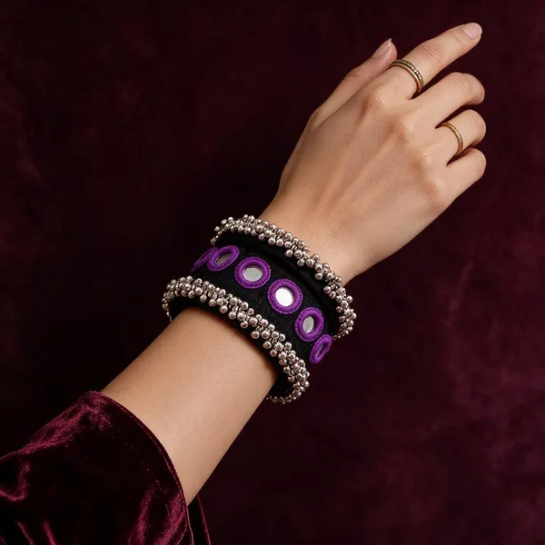 Black_Fabric_Wrapped_Purple_Embroidered_Mirror_Bangle_For_Women