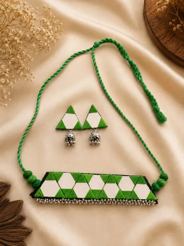Green_Triangle_Mirror_Thread_Chokar_Jewellery_Set_for_Women