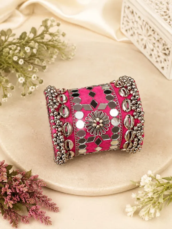 Navratri_Special_Traditional_Handcrafted_Handcuff_Kada_with_Mirror_&_Cowrie_Shell_Work