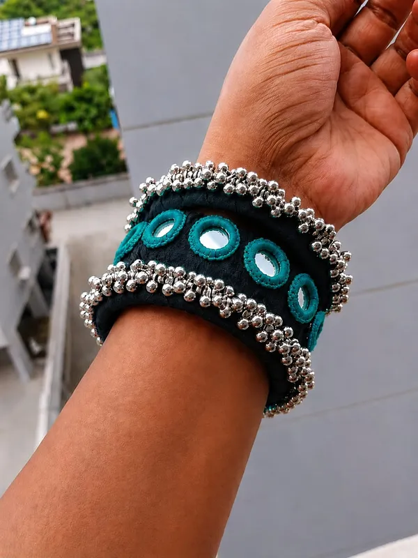 Black_Fabric_Wrapped_Teal__Embroidered_Mirror_Bangle__For_Women
