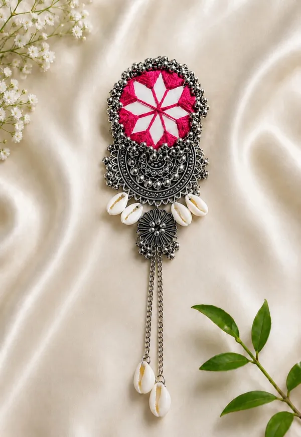Handmade_Red_Thread_Mirror_Work_Cowrie_Hair_Pin