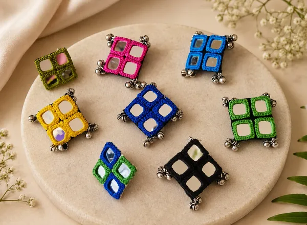 Multicolor_Embroidered_Square_Ring_for_Women