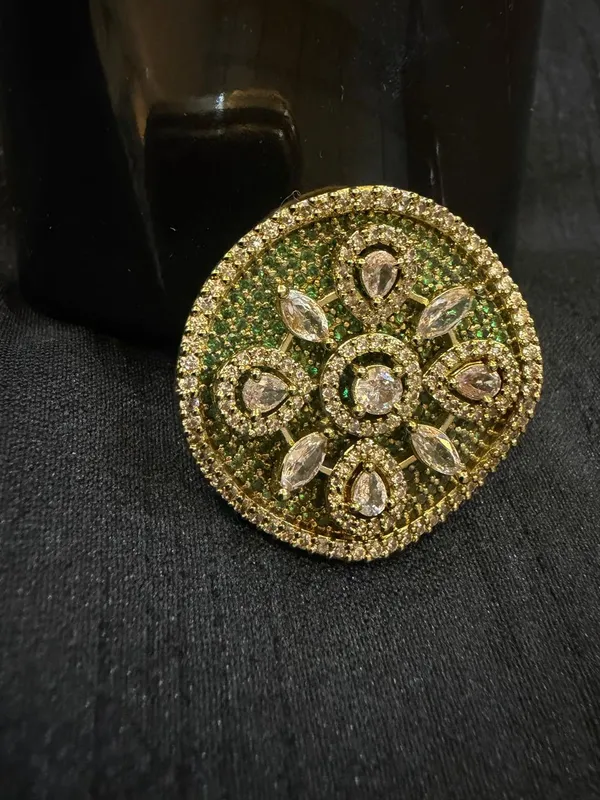 Green_&_Gold_Brass_Rings_For_Women