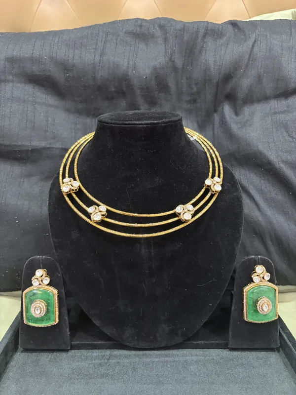 Green_&_Gold_Brass_Necklace_Set_For_Women