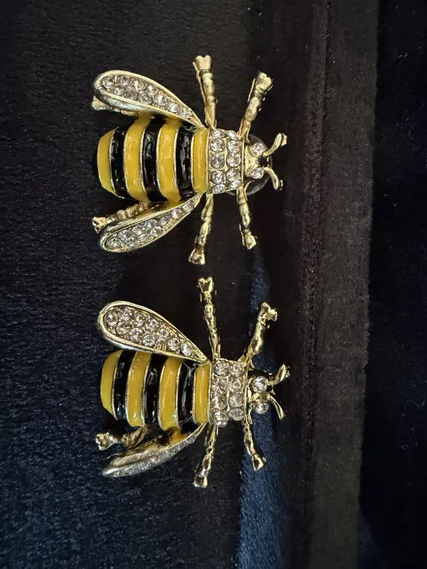 Gold_&_Yellow_Brass_Earrings_For_Women