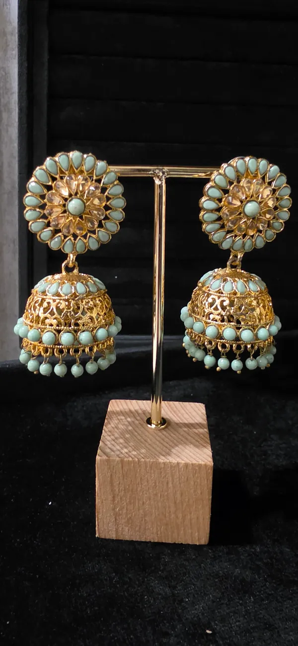 Gold_Brass_Earrings_For_Women