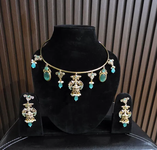 Green_&_Gold_Brass_Necklace_For_Women