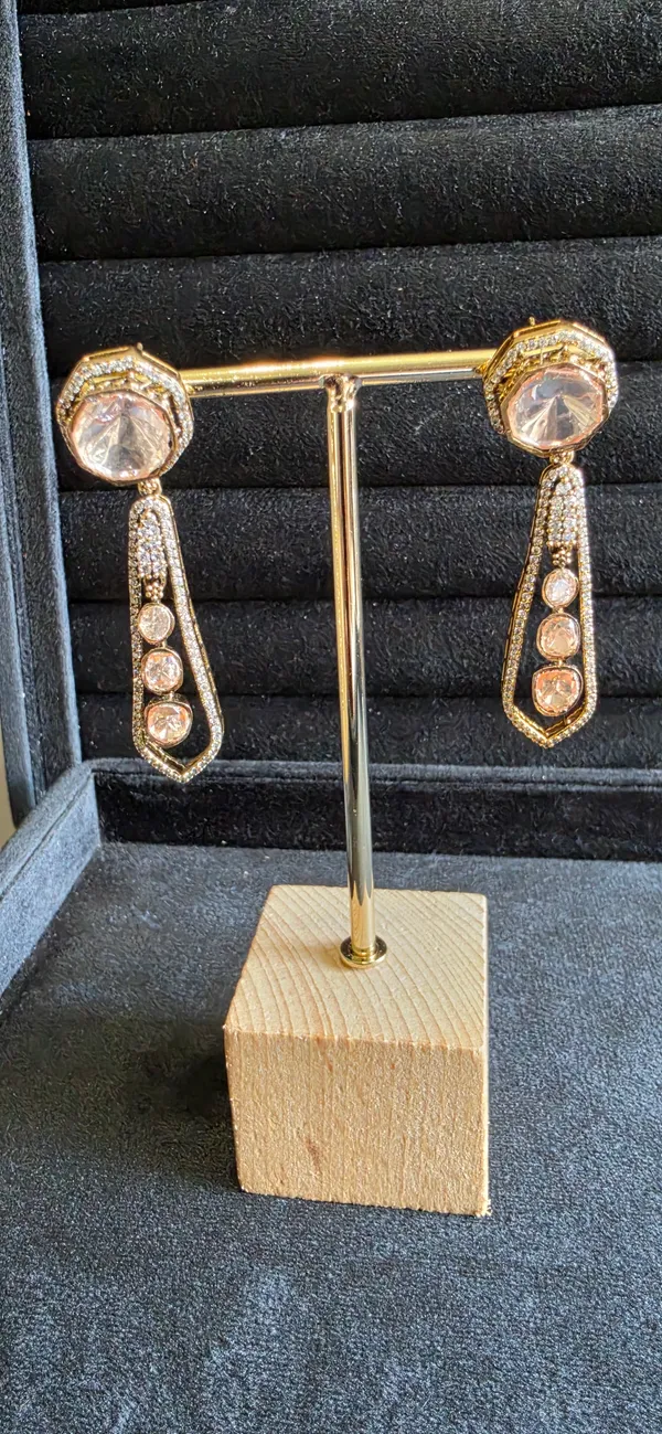 Gold_Brass_Earrings_For_Women