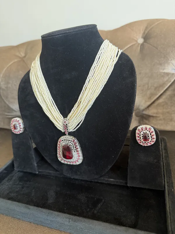 Gold_Stainless_Steel_Necklace_Set_For_Women