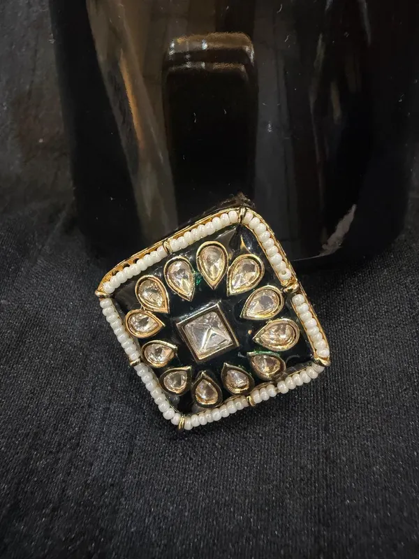 Gold_&_Black_Brass_Rings_For_Women