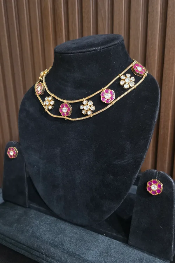 Gold_Stainless_Steel_Necklace_For_Women
