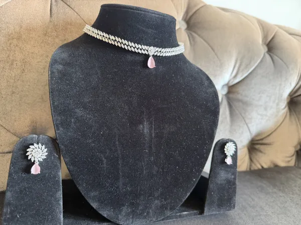Pink_&_Silver_Stainless_Steel_Necklace_Set_For_Women
