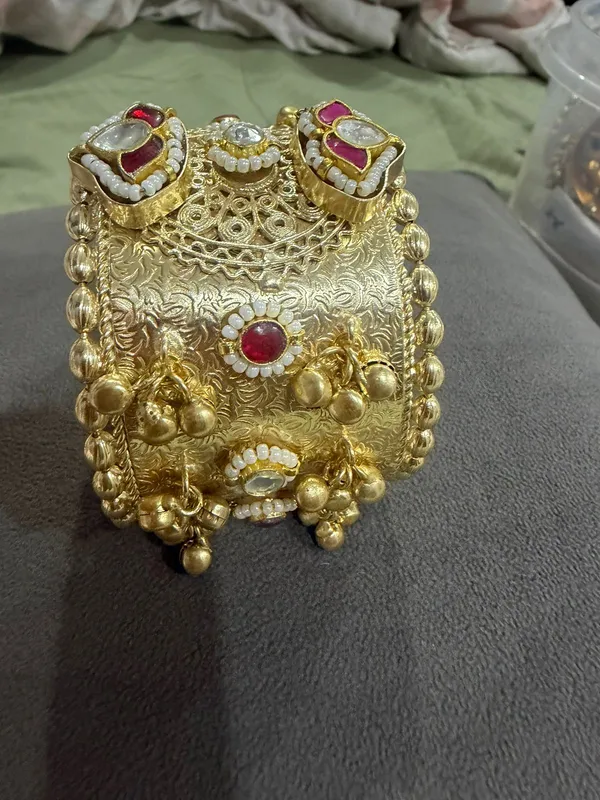 Gold_Brass_Bracelet_For_Women