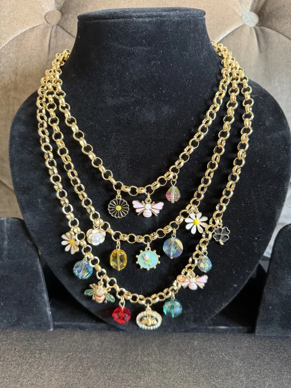Gold_Brass_Necklace_Set_For_Women