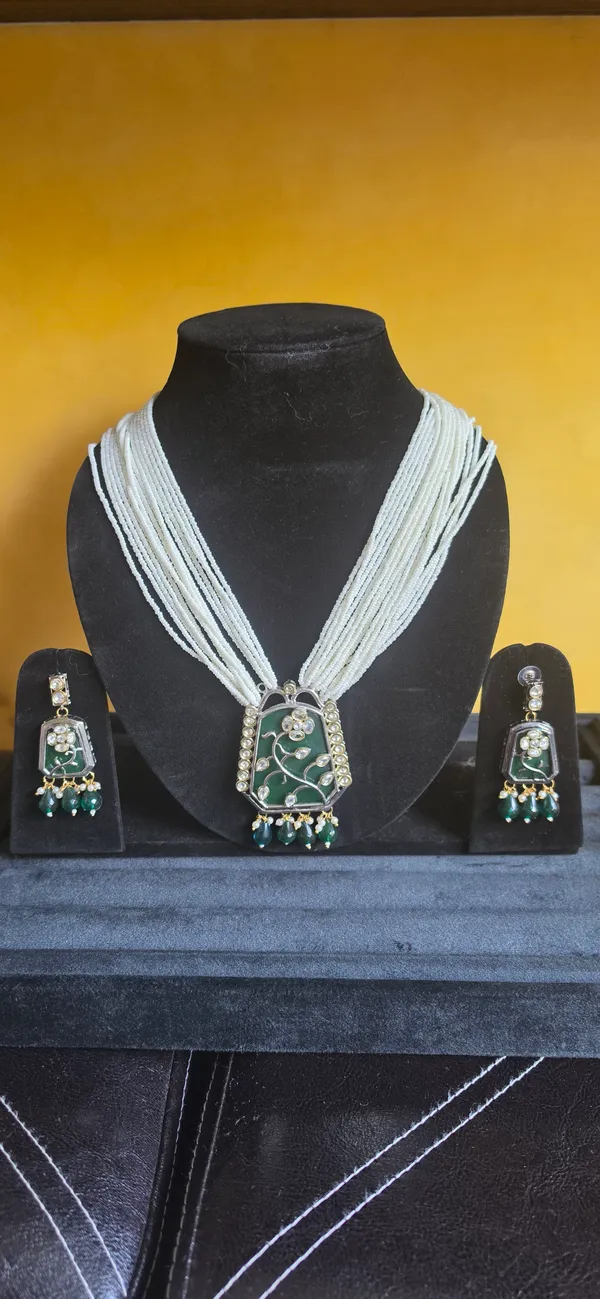 Green_&_White_Stainless_Steel_Necklace_For_Women